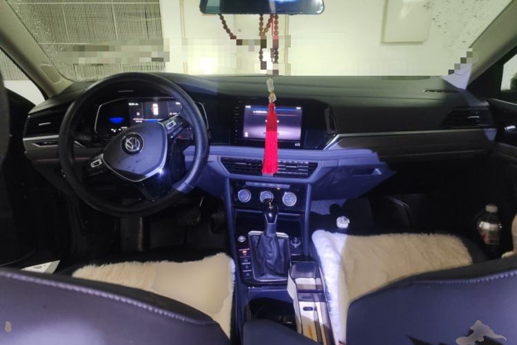 Used Volkswagen Sagitar 2021 200TSI DSG Excellence Edition Center Console