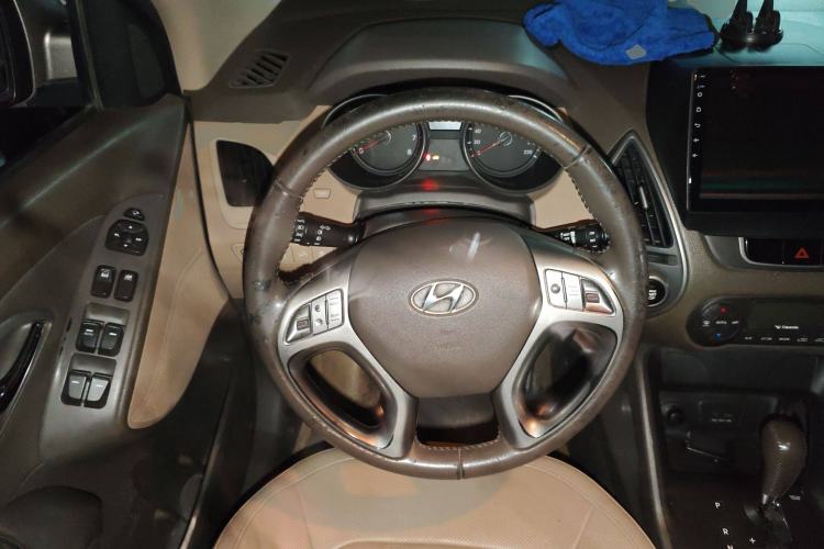 Used Hyundai ix35 2012 2.0L Automatic 4x4 Prestige Edition GLS
