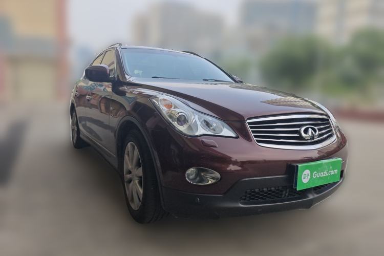 Used Infiniti QX50 2013 2.5L Two-Wheel-Drive Elegant Edition
