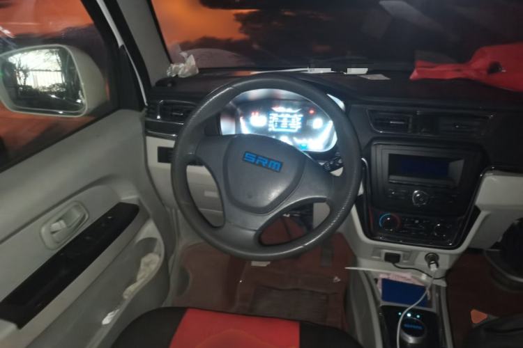 Used Sunlong DST 5 2021 All-Electric Van with 41.86 kWh