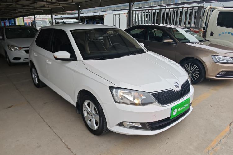 Used Skoda Fabia 2015 1.6L Automatic Chuanxing Edition Exterior 1