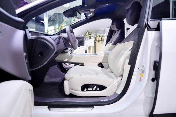 Used Avatr 12 2025 Ultra Extended-Range Edition
