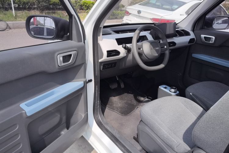 Used Geely Galaxy Panda 2023 Panda Mini 200km Endurance Bear
