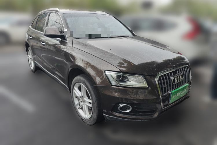 Used Audi Q5 2017 40 TFSI Technology Edition Front Right 45 Deg