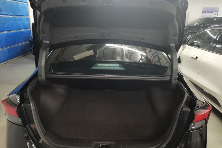 Used Nissan Teana 2024 2.0L SV Black Gold Edition
