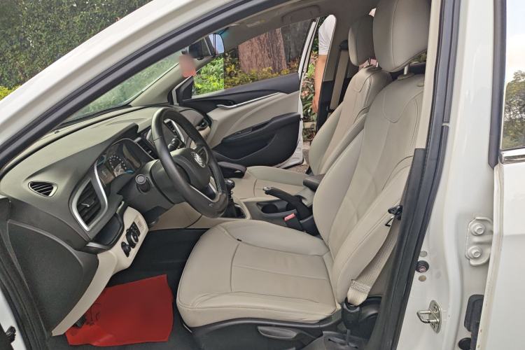 Used Buick GT 2018 15T Manual Elite Version China V Standard Left Front Seat