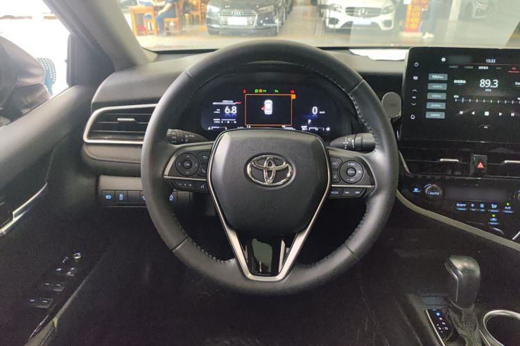 Used Toyota Camry 2021 2.5G Luxury Edition Steering Wheel