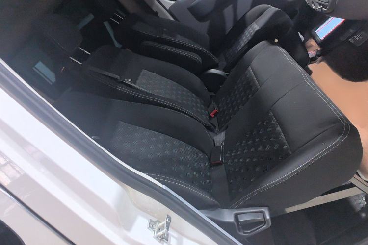 Used SAIC MAXUS Xintu V80 2021 2.0T PLUS AMT City Edition Short Wheelbase Ultra-Low Roof 5/6-Seater
