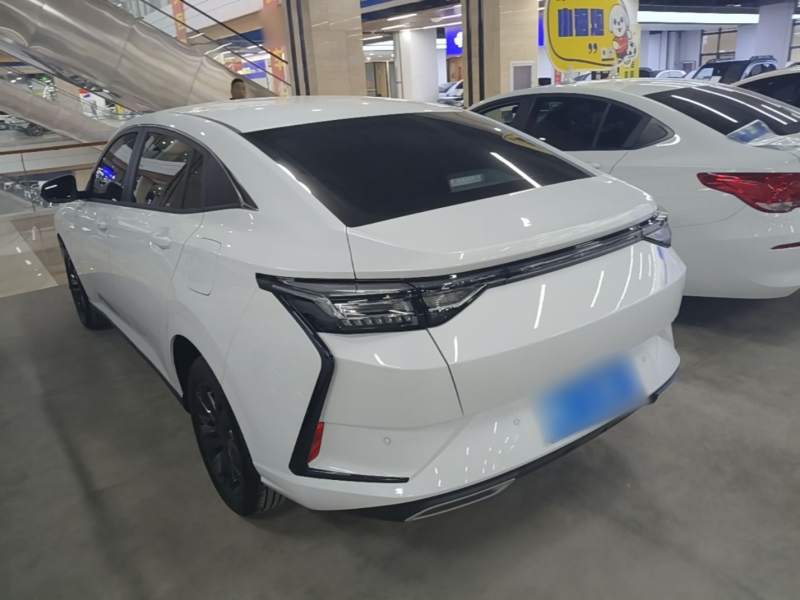 Used Dongfeng Aeolus Yixuan 2025 1.5L Automatic Luxury Version – Luxury — 4