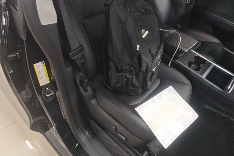 Used Tesla Model Y 2023 Rear-Wheel-Drive Version
