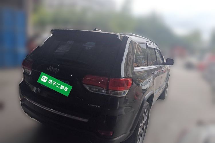 Used Jeep Grand Cherokee 2017 3.0L Elite Navigation Edition Rear Right 45 Deg