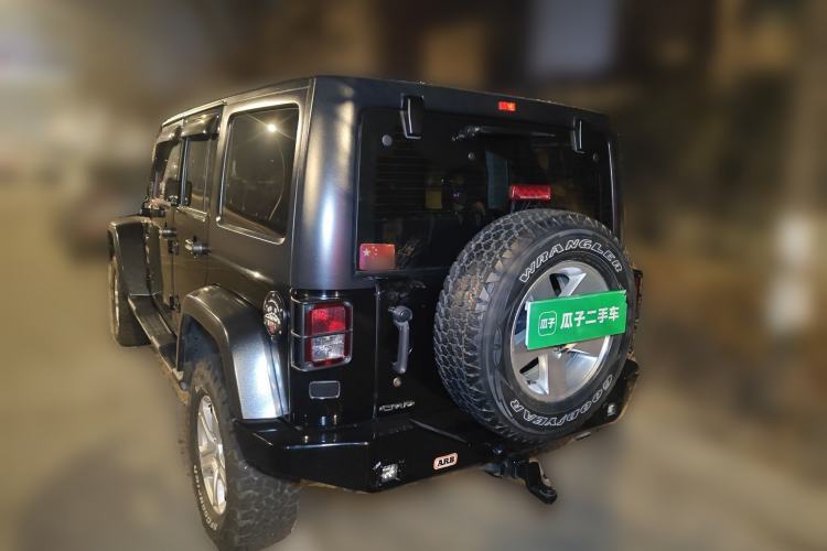 Used Jeep Wrangler 2014 2.8TD Sahara Four-Door Edition Rear Left 45 Deg