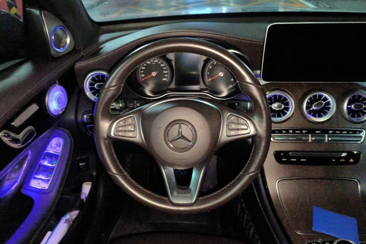 Used Mercedes-Benz GLC 2019 GLC 260 L 4MATIC Dynamic Model