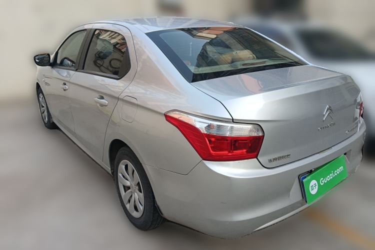 Used Citroen Elysee 2015 Zhishang Edition 1.6L Manual Fashion Model