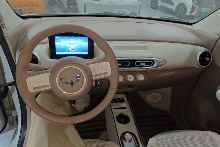 Used Wuling Hongguang MINIEV 2025 Four-Door Version Advanced Edition
