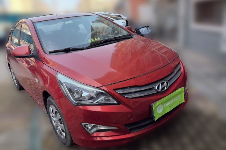 Used Hyundai Verna (older generation) 2014 1.4L Manual Smart GLS Trim