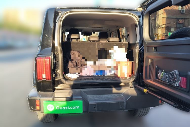 Used Tank 300 2023 City Edition 2.0T—Stylish as Ever Trunk