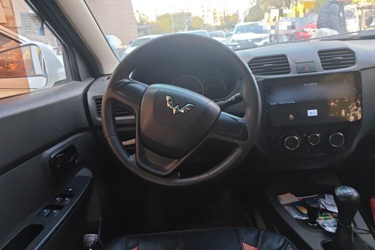 Used Wuling Hongguang 2016 1.5L Restyled S Comfort Version