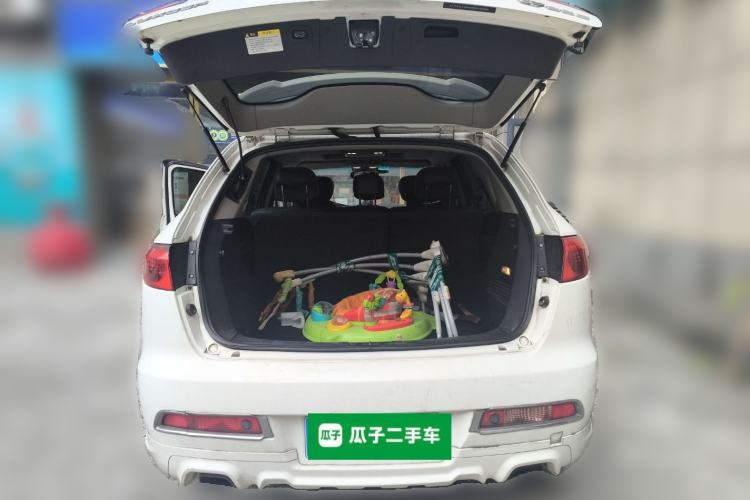 Used Luxgen Great 7 SUV 2013 Limited-Edition Sharp Model 2.2T Two-Wheel-Drive Smart Version