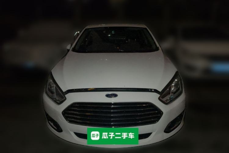 Used Ford Escort 2015 1.5L Automatic Fashion Model Front