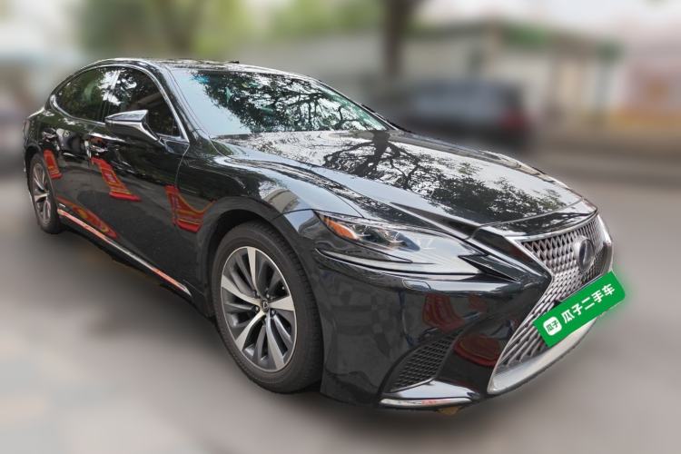 Used Lexus LS 2018 500h Excellence Edition China VI standard