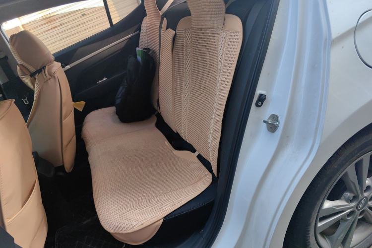 Used Hyundai Elantra (6th Generation / Lingdong) 2016 1.6L Manual ZhiXuan·Youth Edition Left Rear Seat