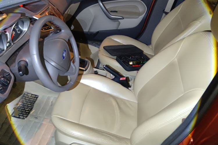 Used Ford Fiesta 2011 Hatchback 1.5L Automatic Fashion Edition
