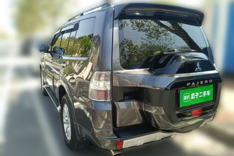 Used Mitsubishi Pajero 
