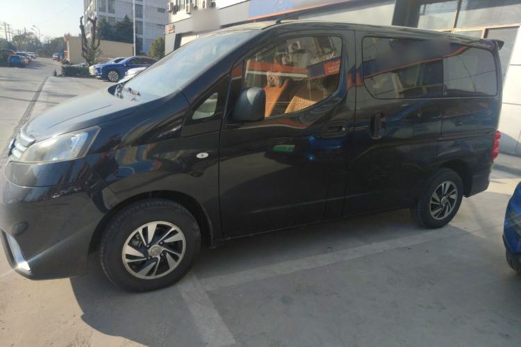 Used Nissan NV200 2014 1.6L CVT Luxury Model China IV Standard
