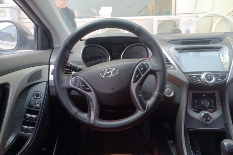 Used Hyundai Elantra (5th Generation / Langdong) 2012 1.6L Manual Leading Model