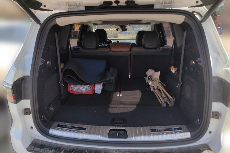 Used Jeep Grand Commander 2022 2.0T Four-Wheel Drive Luxury Edition
