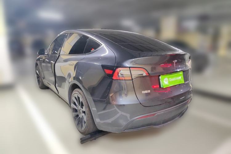 Used Tesla Model Y 2024 Long-Range All-Wheel-Drive Version