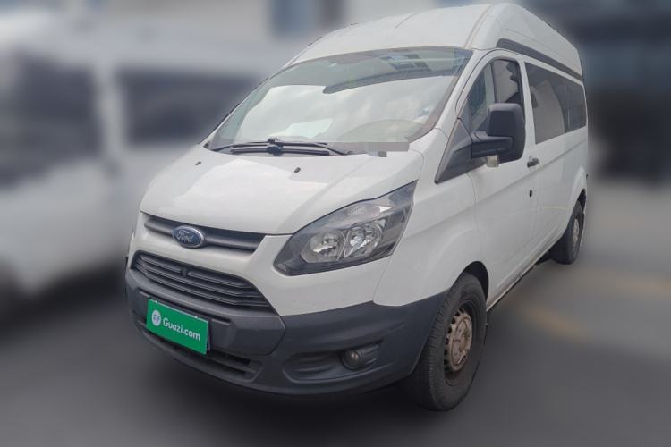 Used Ford Transit 2020 2.0T Diesel Multi-Function Commercial Vehicle Mid-Chassis Low-Roof Design with Dual Rear Doors Meeting China VI Emission Standards