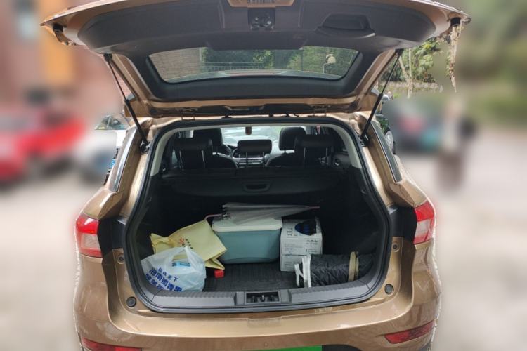 Used GAC Trumpchi GS4 2015 200T G-DCT Prestige Edition Trunk