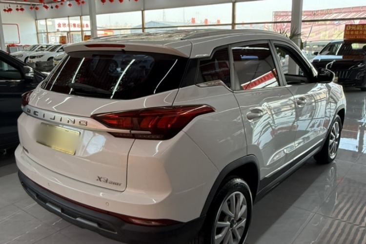 Used BAIC Beijing X3 2019 1.5T Manual Glory Edition Exterior 5