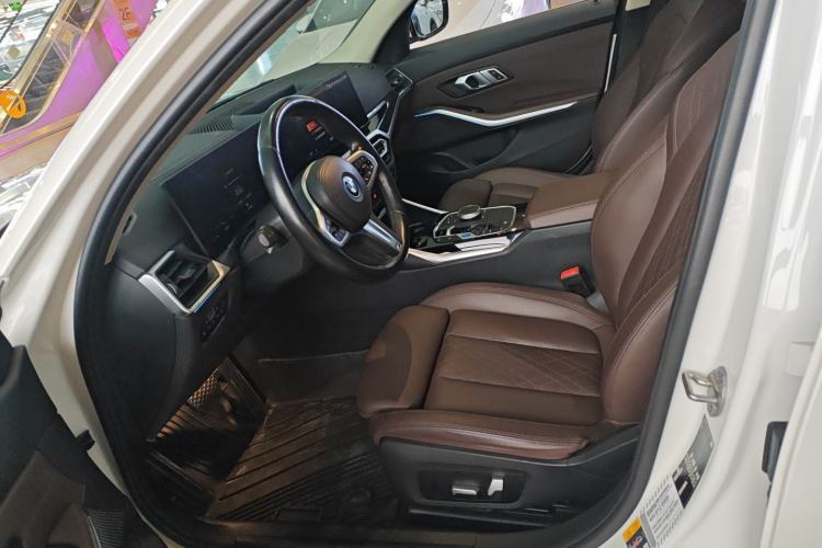 Used BMW i3 2022 eDrive 35 L
