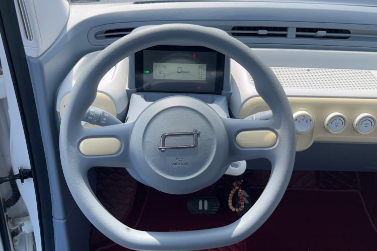 Used Bestune Pony 2024 170km Range Energizing Horse Steering Wheel