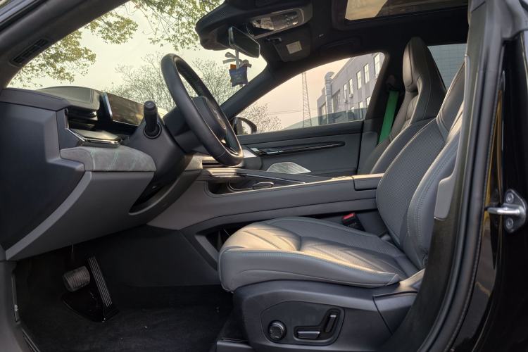 Used Zeekr 001 2023 WE Edition 100 kWh Interior 2