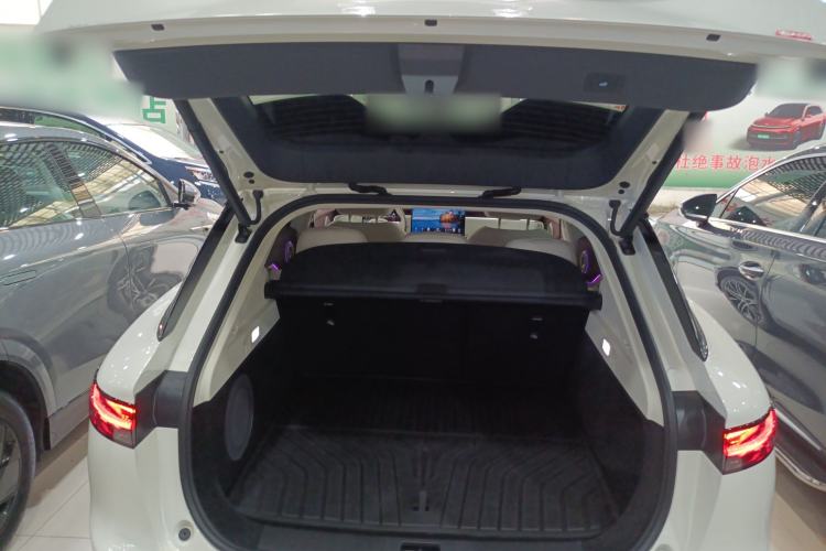Used VOYAH COURAGE 2025 Model Rear-Drive Qiankun Edition Trunk