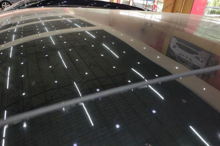 Used Zeekr 009 2022 WE Edition Roof