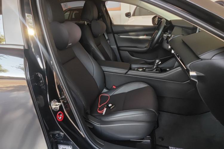 Used Mazda 3 Axela 2021 2.0L Automatic Zhiyao Edition Right Front Seat