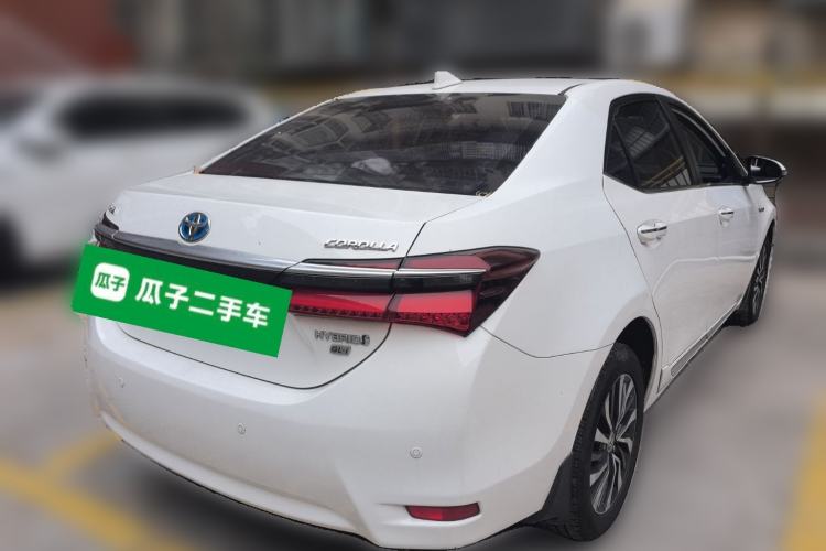 Used Toyota Corolla 2016 Dual-Engine 1.8L E-CVT Elite Edition Rear Right 45 Deg