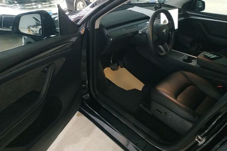 Used Tesla Model Y 2021 Standard Range Rear-Wheel Drive Version