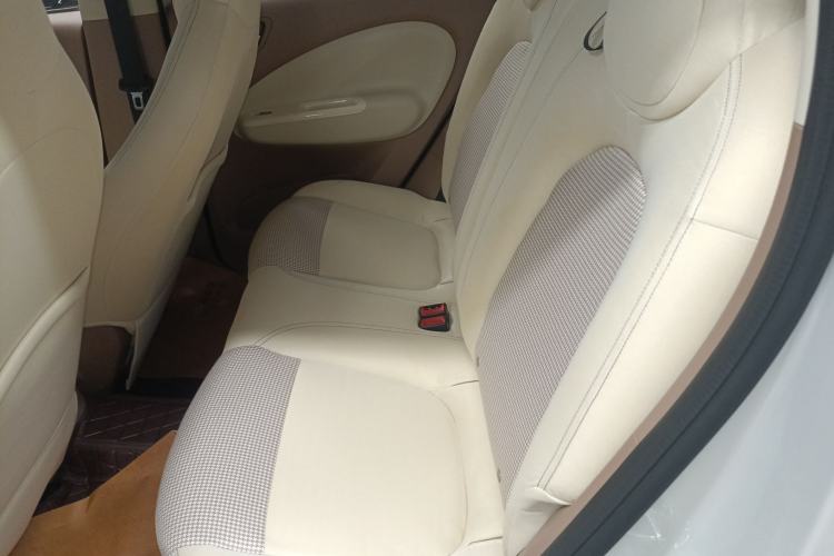 Used Wuling Hongguang MINIEV 2025 Four-Door Version Advanced Edition Left Rear Seat