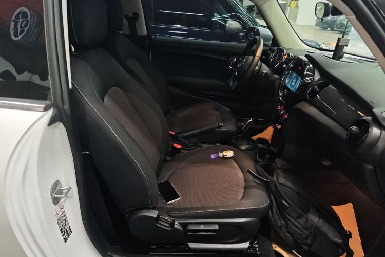 Used MINI MINI 2023 1.5T ONE