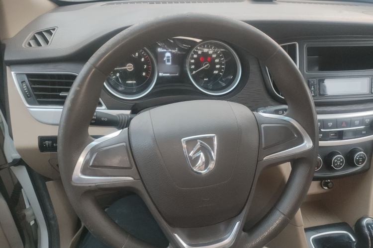 Used Baojun 730 2016 1.5L Manual Value Edition 7 Seats China V Emission Standard