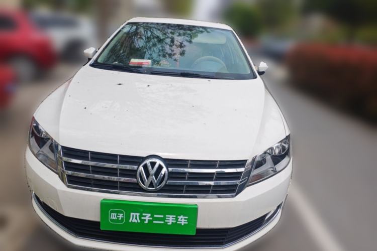 Used Volkswagen Lavida 2013 1.6L Automatic Comfort Edition Front