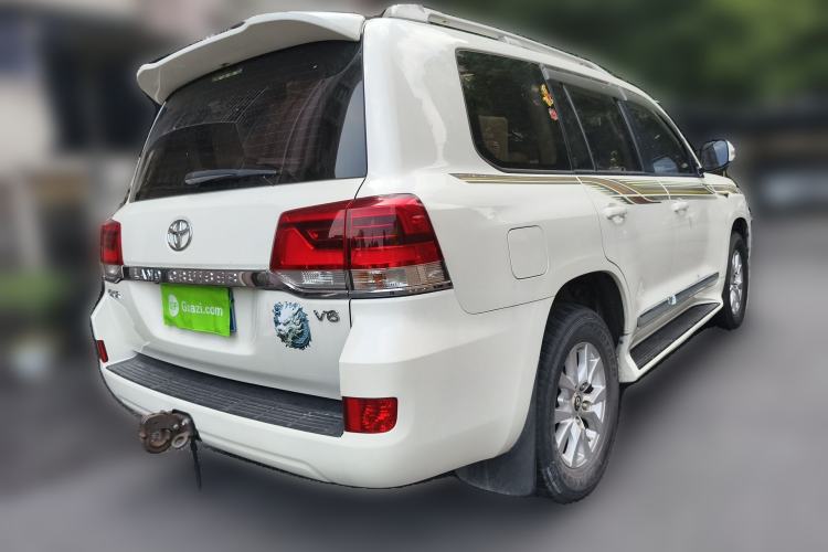 Used Toyota Land Cruiser 
