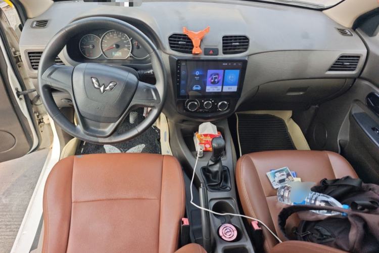 Used Wuling Hongguang 2014 1.5L S Standard Version
