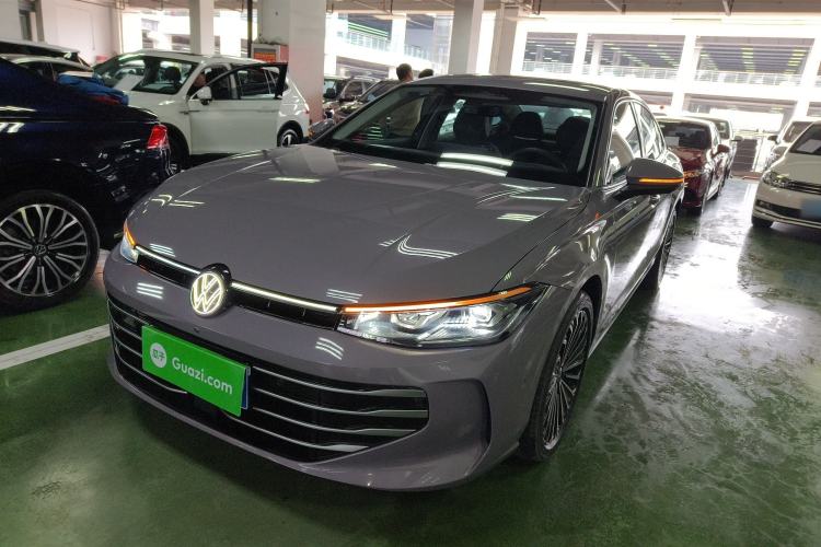 Used Volkswagen Passat 2025 Pro 380TSI Dragon Supreme Edition